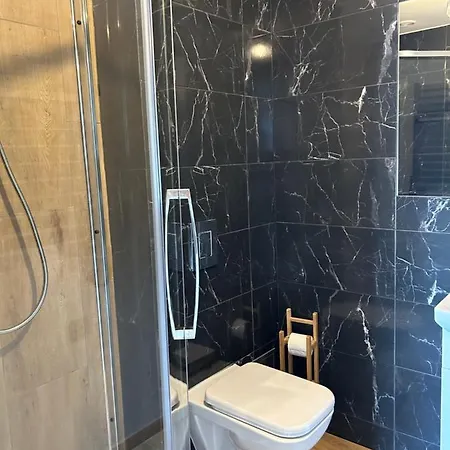 Apartament Z Aneksem Kuchennym